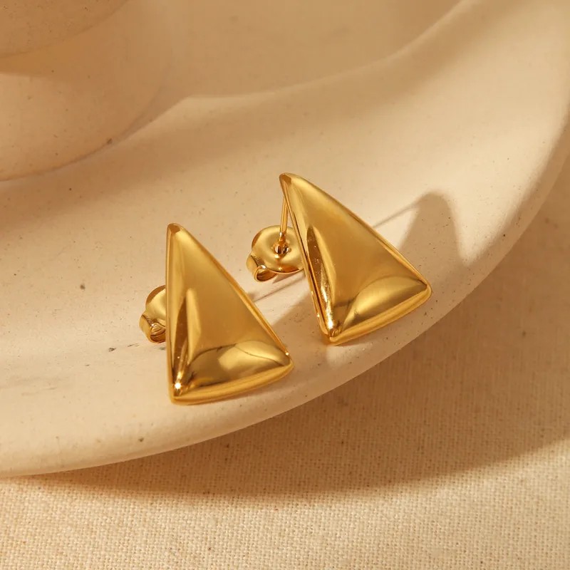 Zarcillo triangular