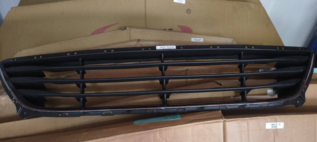 Rejilla frontal negra Hyundai Elantra 2015