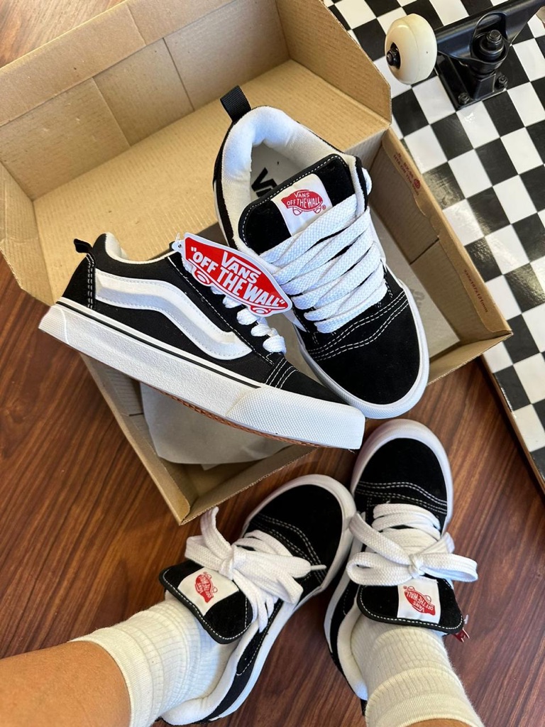 Vans KNU