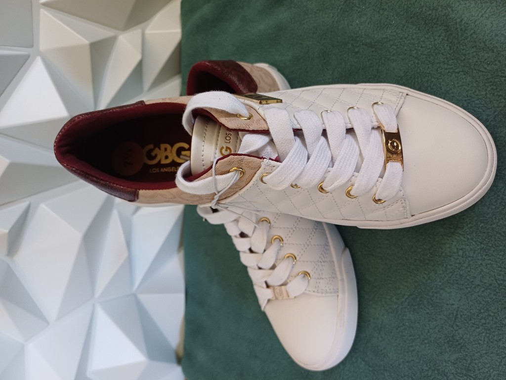 Tenis GBG Los Angeles talla 7.5