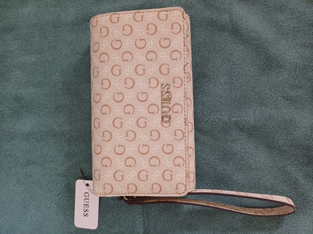 Monedero Guess