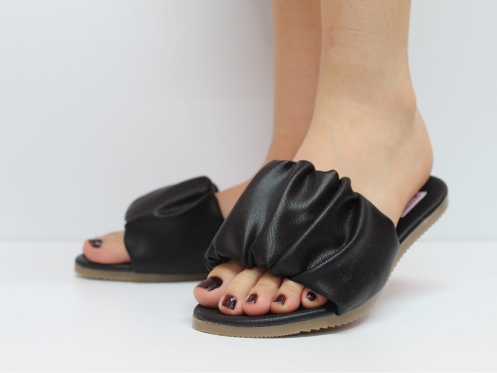 Sandalias negras #4