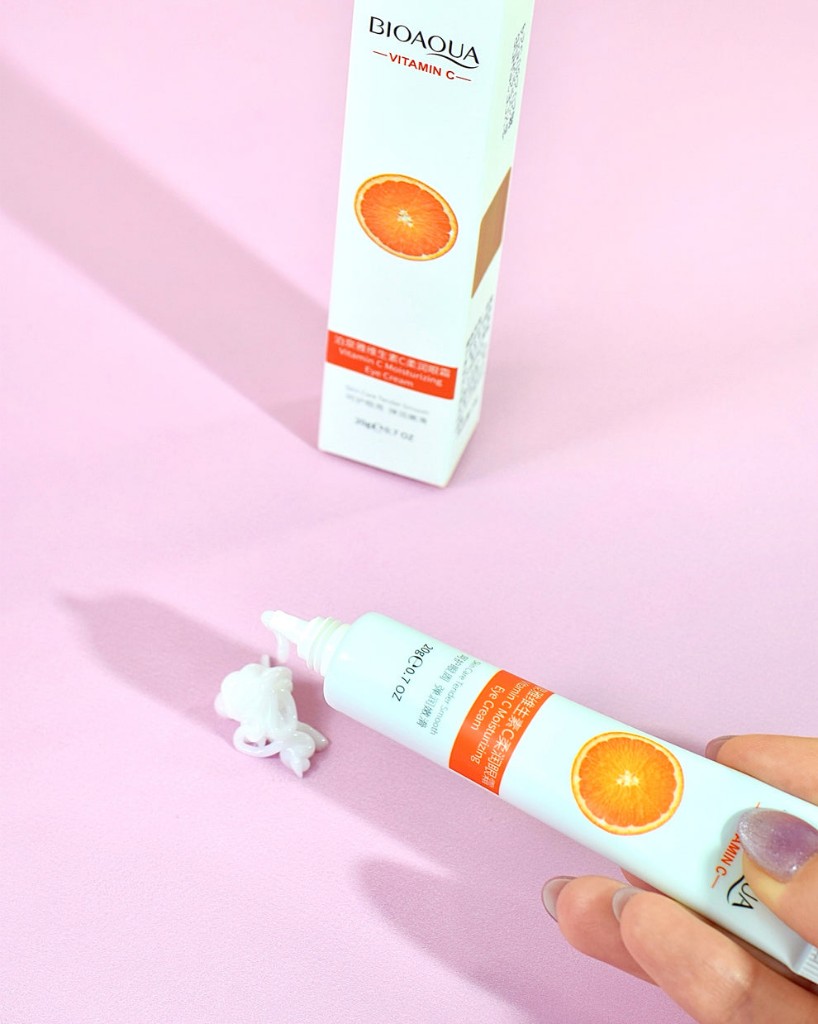 Contorno ojos vitamina C piel luminosa y firme