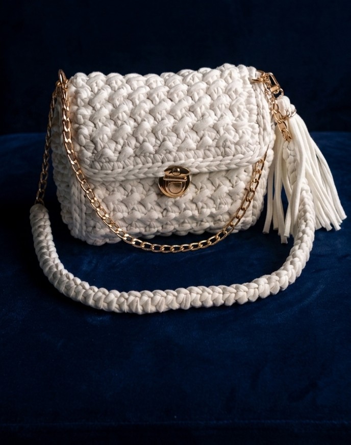 Bolso blanco tejido