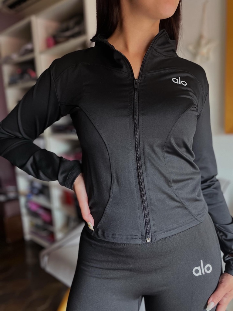 JACKET ALO NEGRO