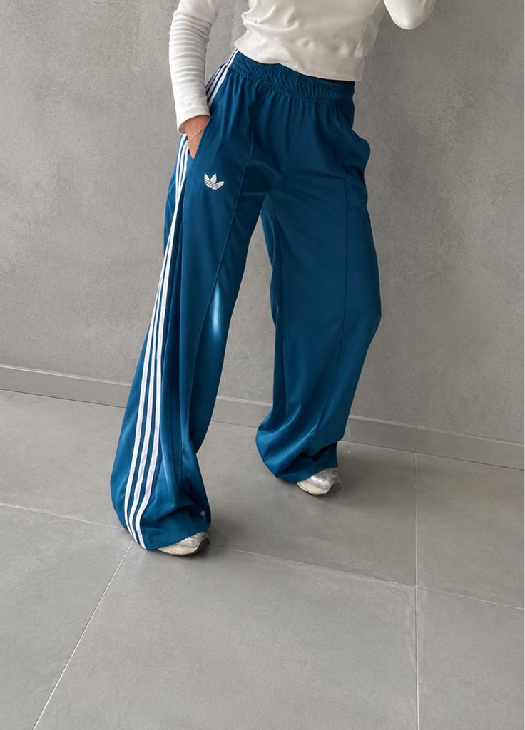 PANTALON ADI PETROLEO CON BLANCO