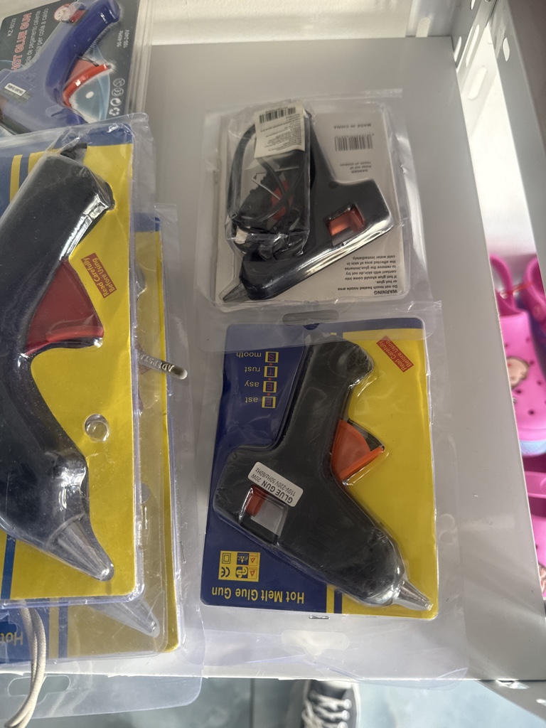 Pistola de silicona pequeña