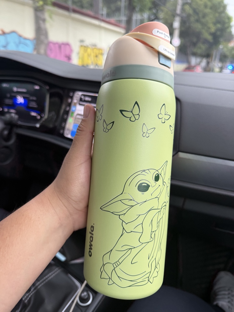 Owala Yoda 32