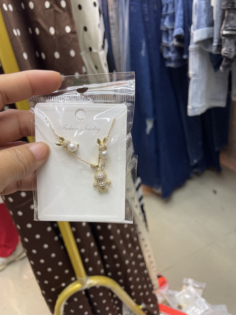 Set de conejitas con perlas