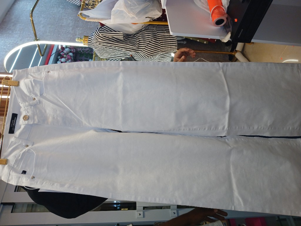 Pantalon blanco de dama
