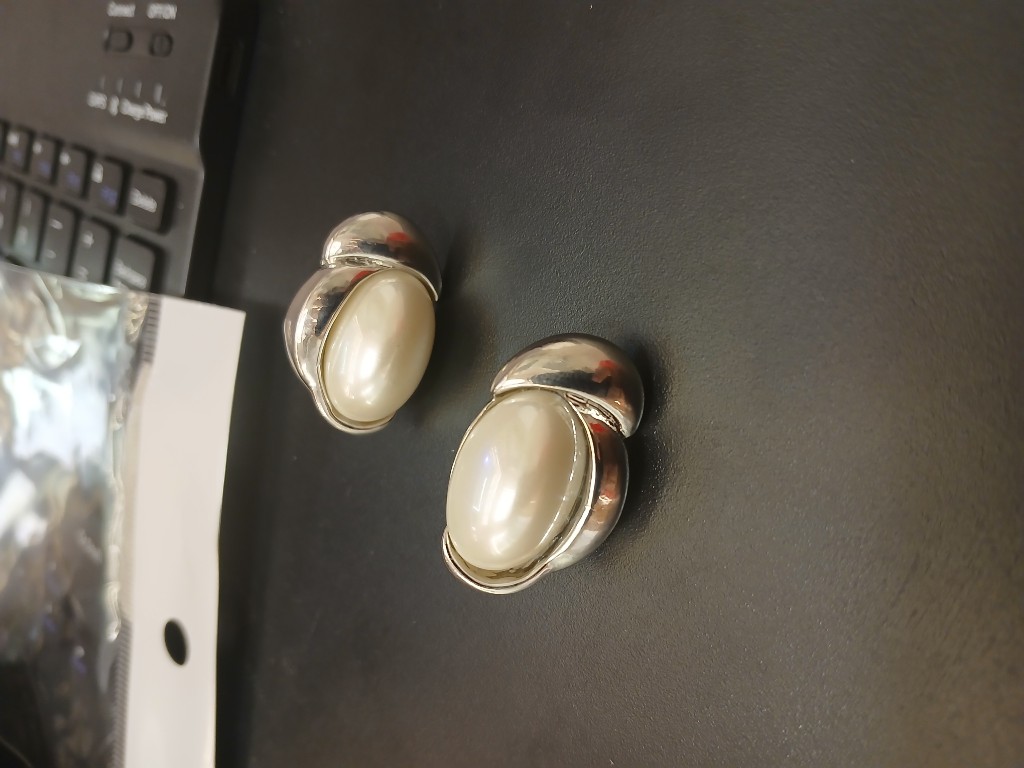 Aretes plateados perla granfe