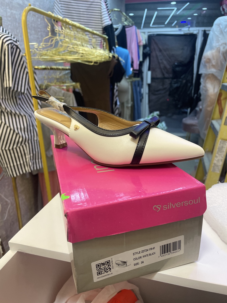 Zapatos de punta silversoul