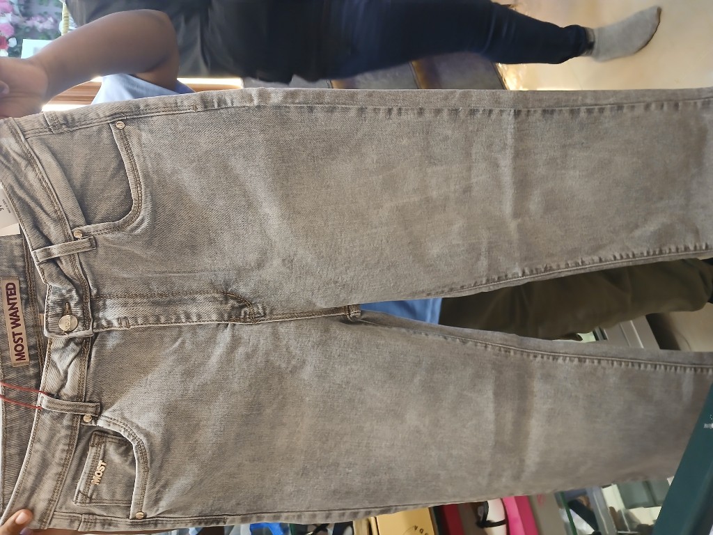 MOST WANTED pantalon gris varía tayas