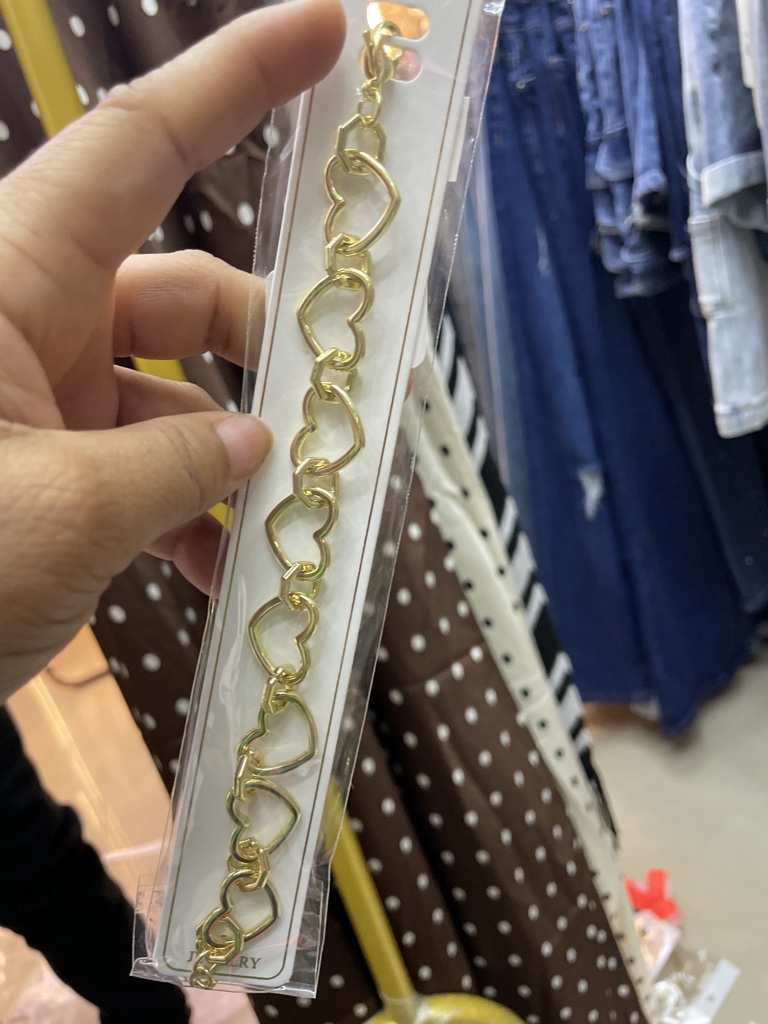 Pulsera de corazones