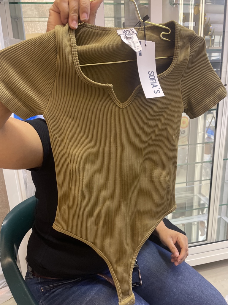 Body engomado verde