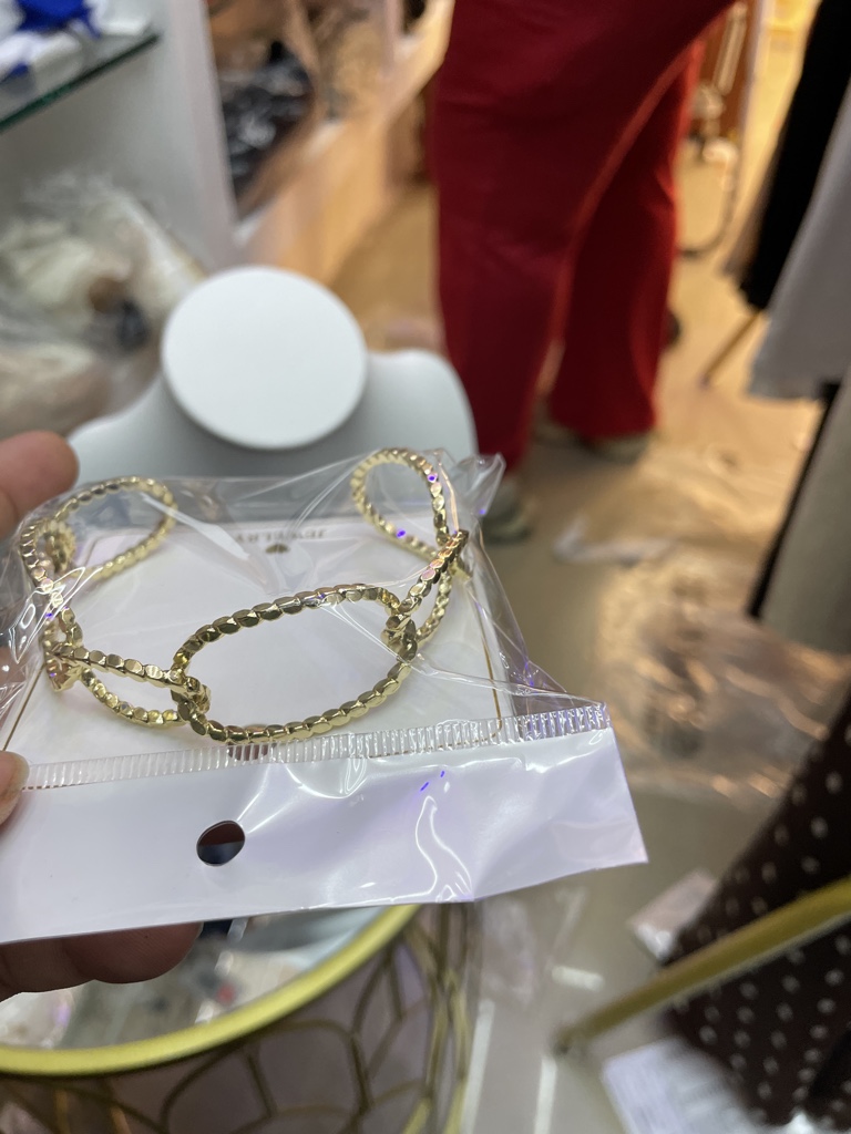 Brazalete de dama Dorado