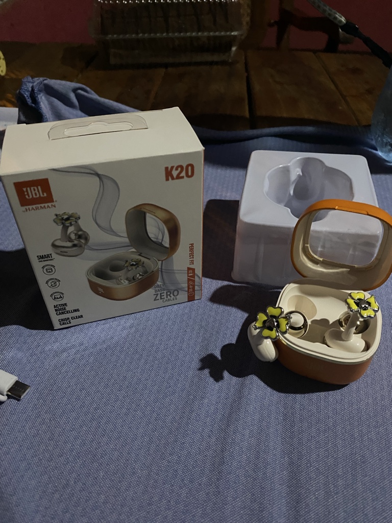 JBL K20