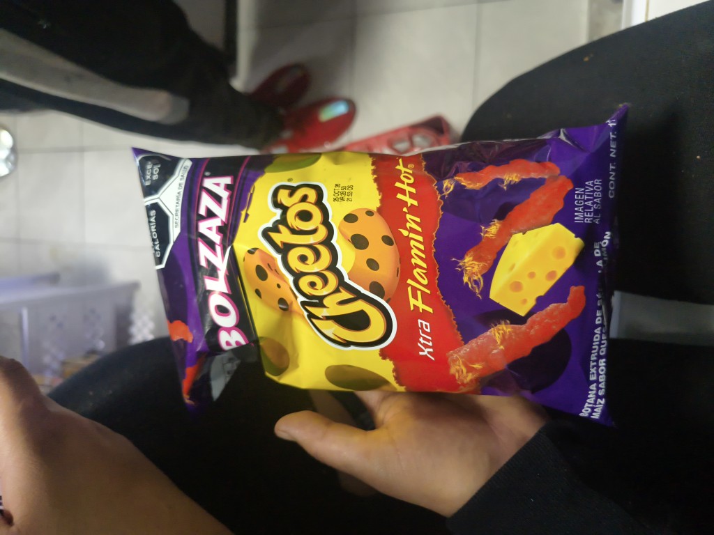 Cheetos Bolza Xtra Flamin' Hot