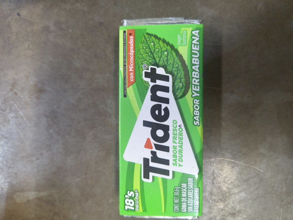 Trident verde yerbabuena 18 piezas