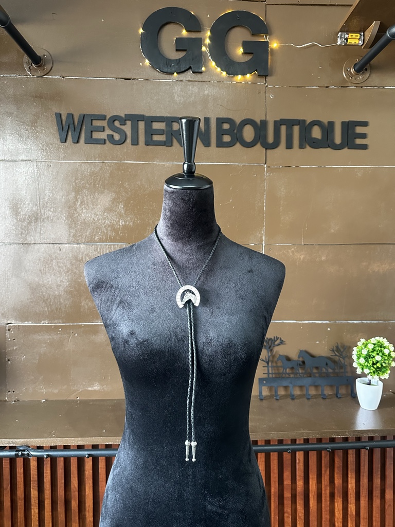 Corbata de bolo herradura