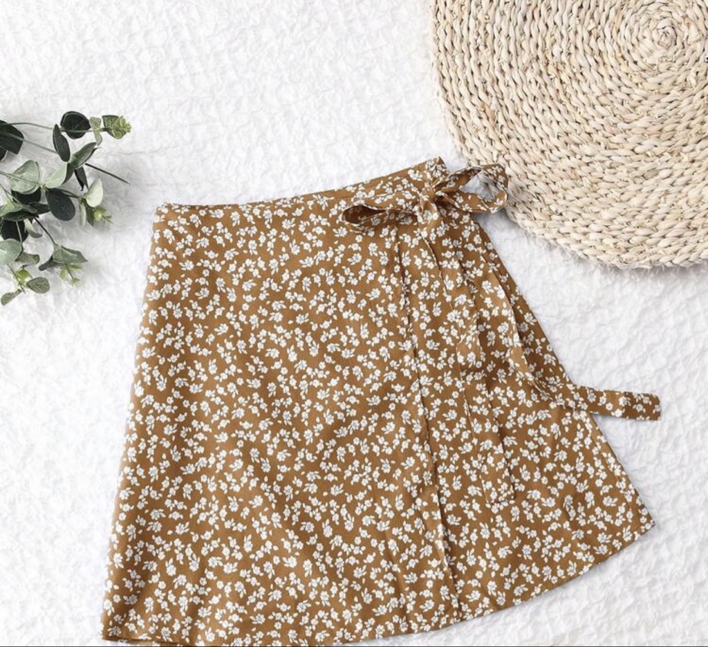 Falda floral cafe