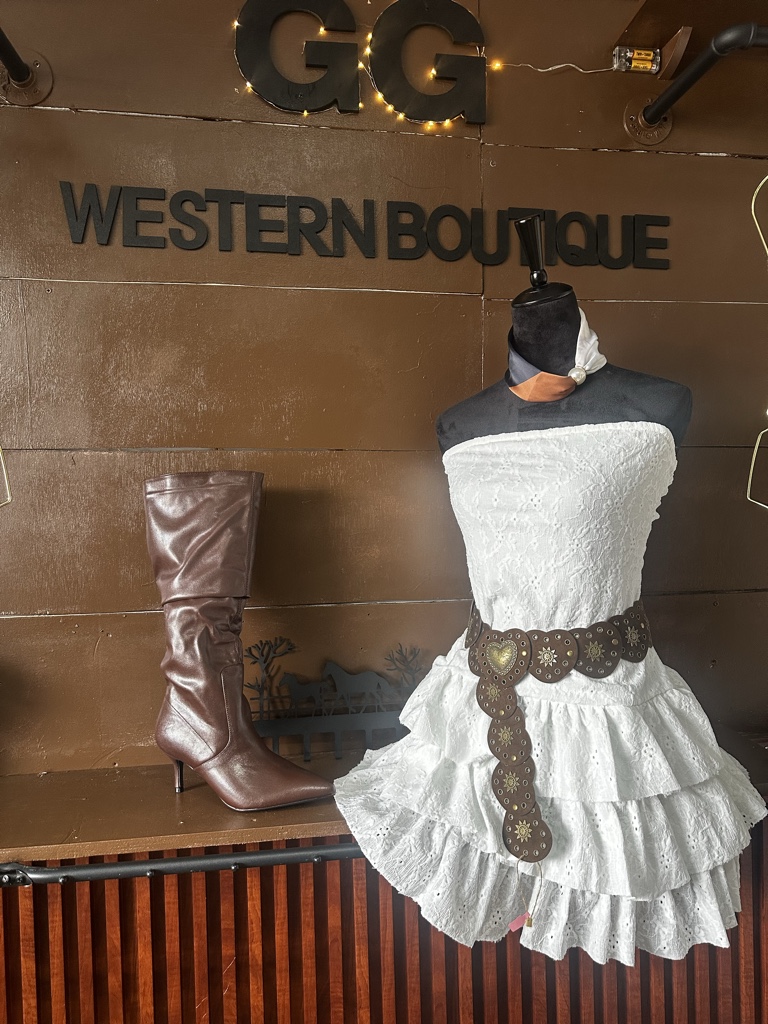 Vestido de encaje GGW23