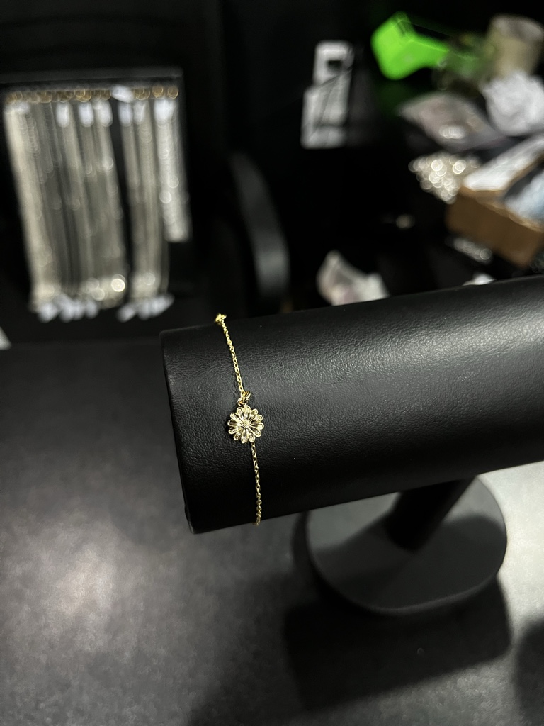 Pulseira feminina Margarida (Banhado a ouro 18k) Cód.: 604