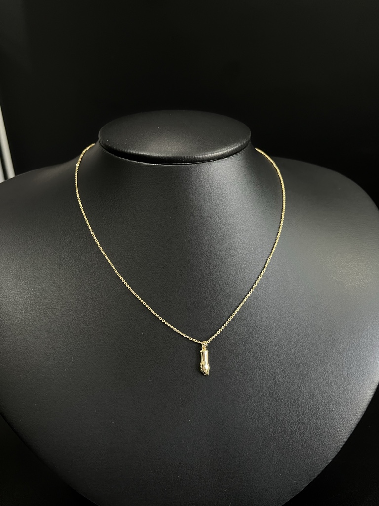 Colar feminino figa (Banhado a ouro 18k)
