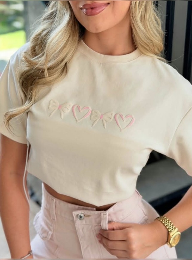 Camiseta Oversized Loved Mantequilla