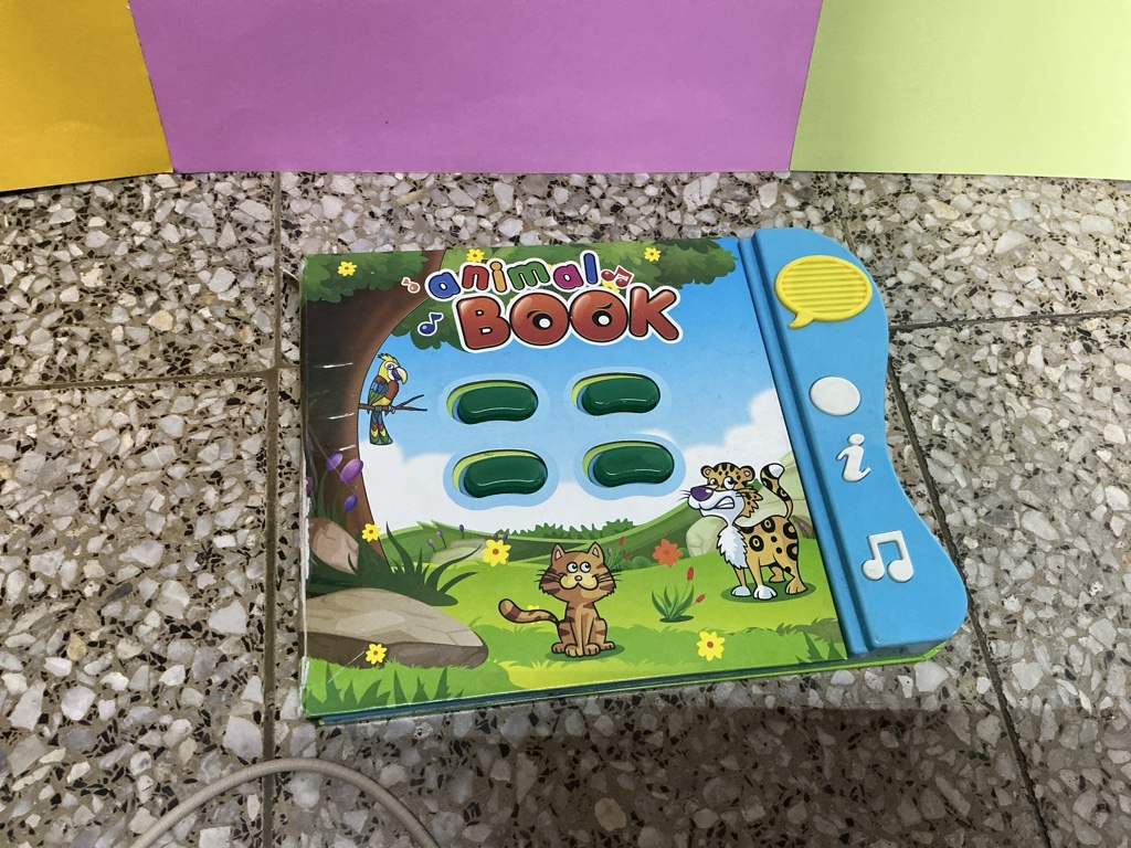 Animal Book azul interactivo