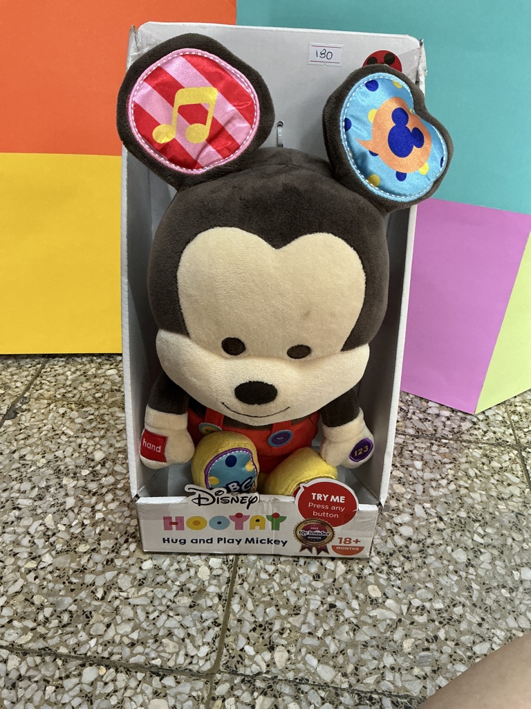 Disney Mickey peluche interactivo