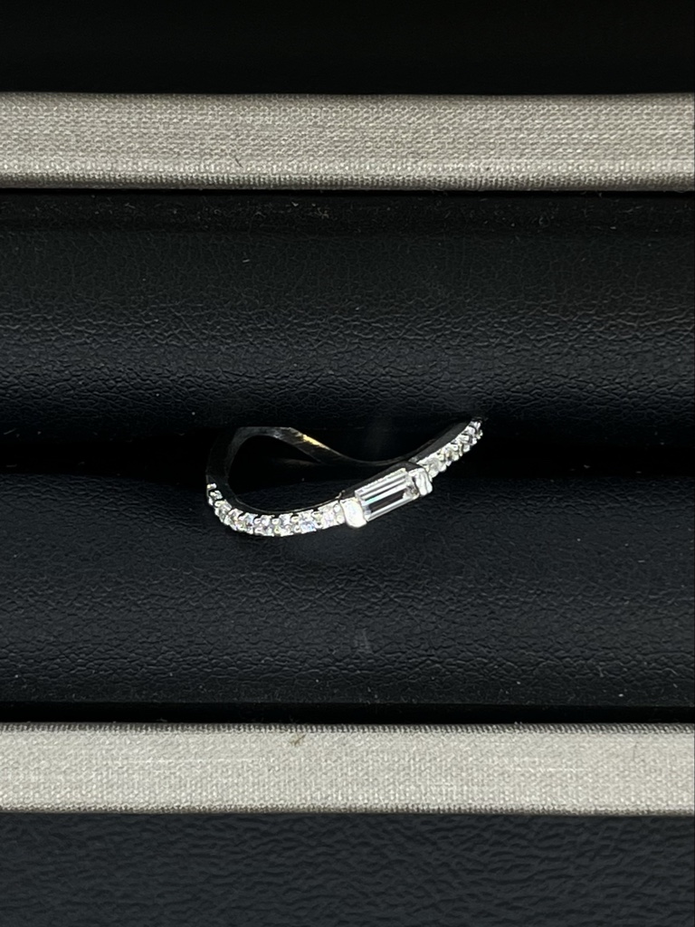 Anillo de plata ondulado