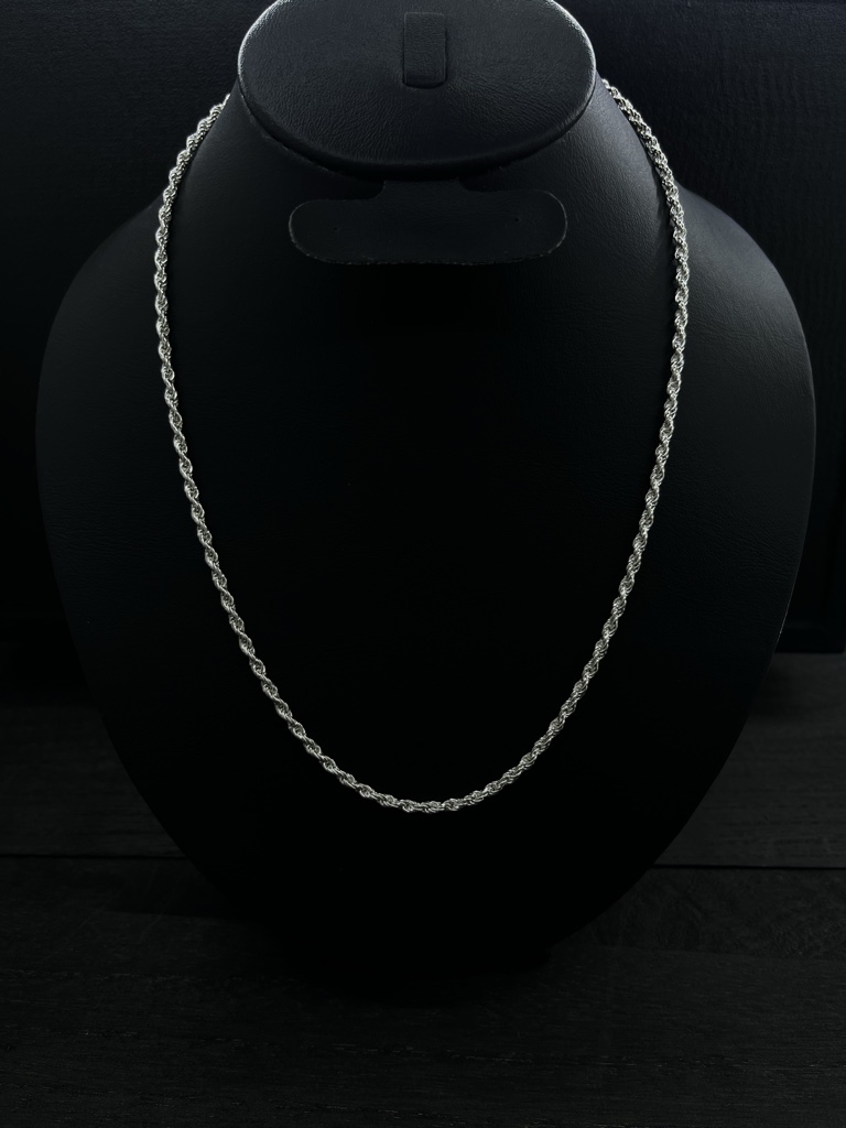 Cadena Cartier delgada plata