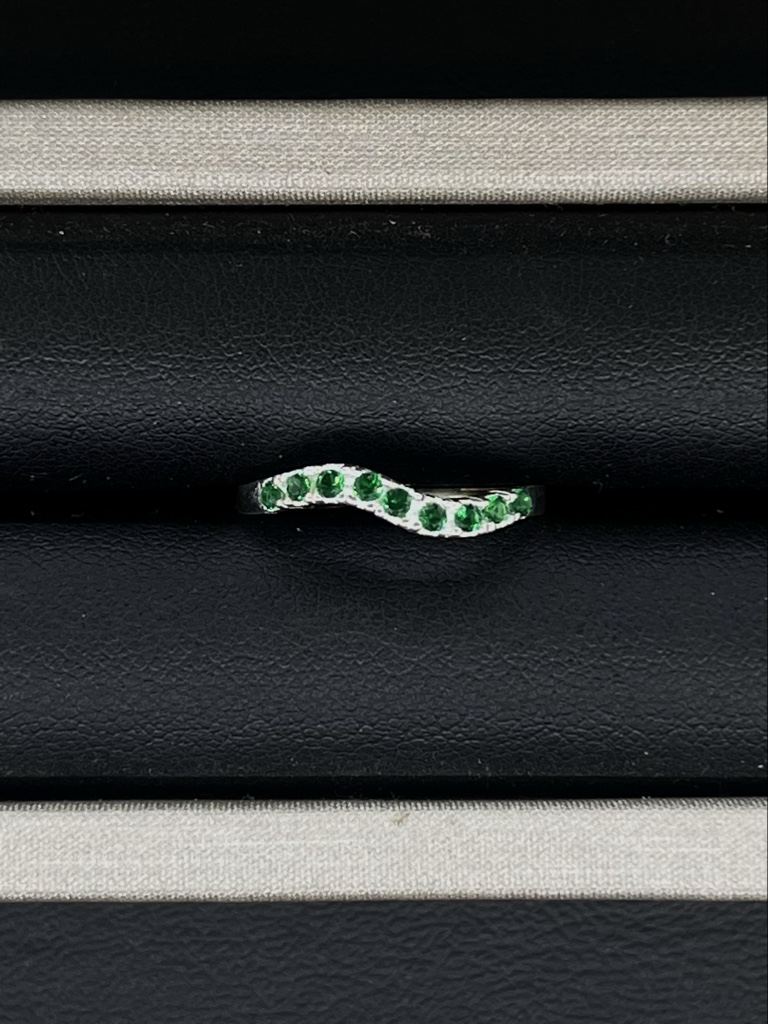 Anillo zirconias verdes
