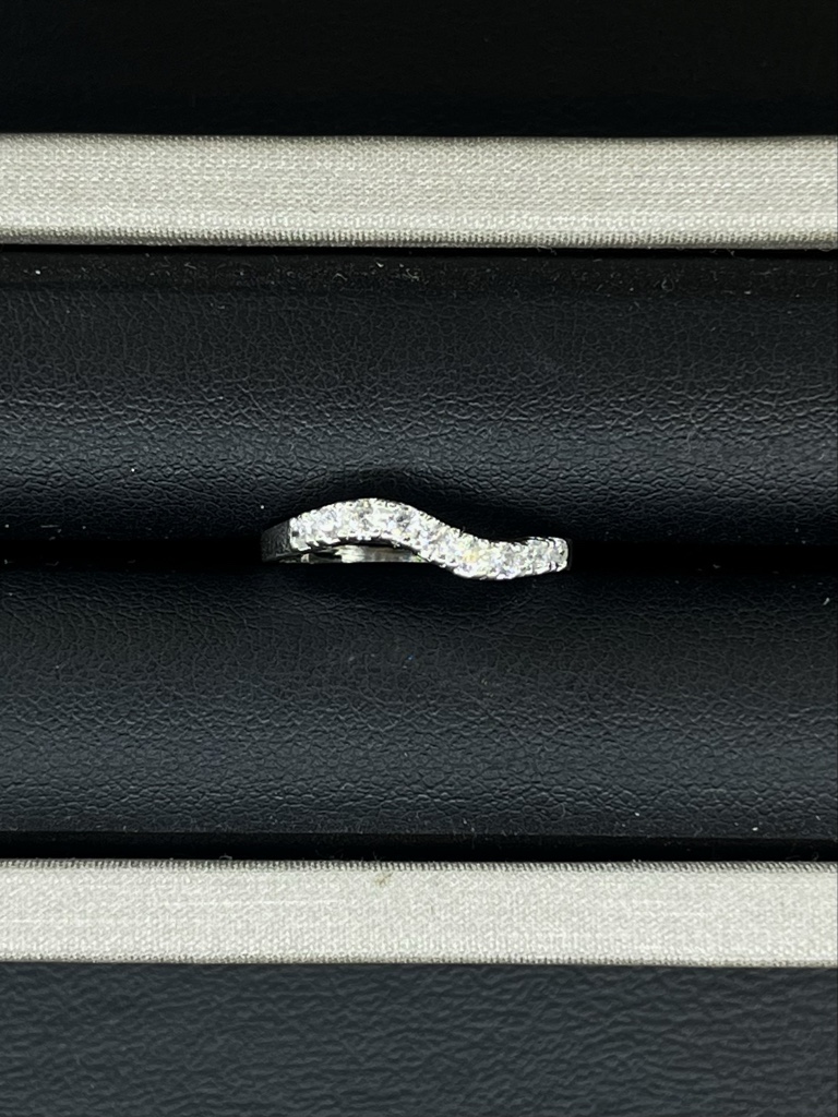 Anillo zirconia platada