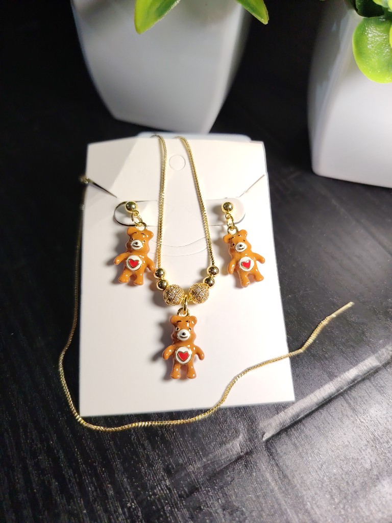 Set osito dorado