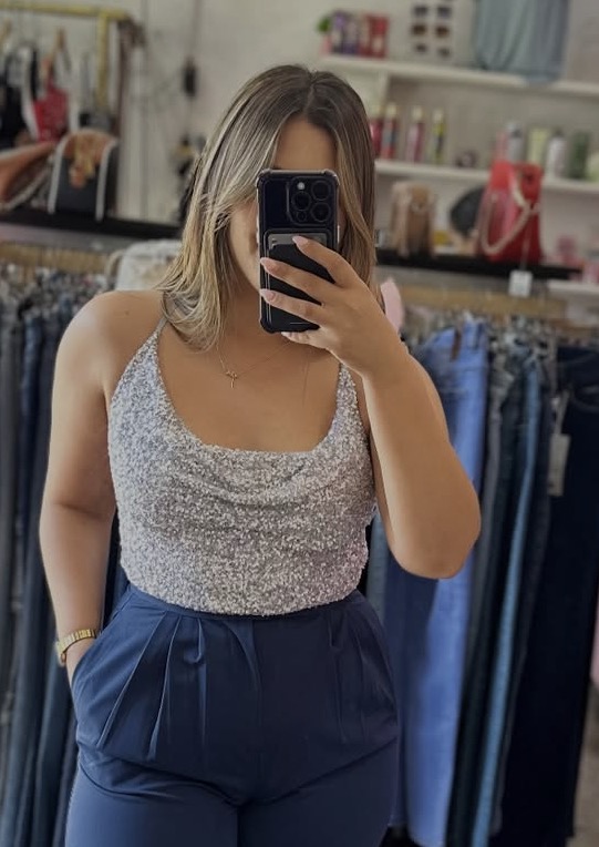 Top chic mi lentejuelas
