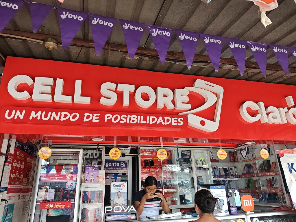 CELLSTORE UN 🌎DE POSIBILIDADES