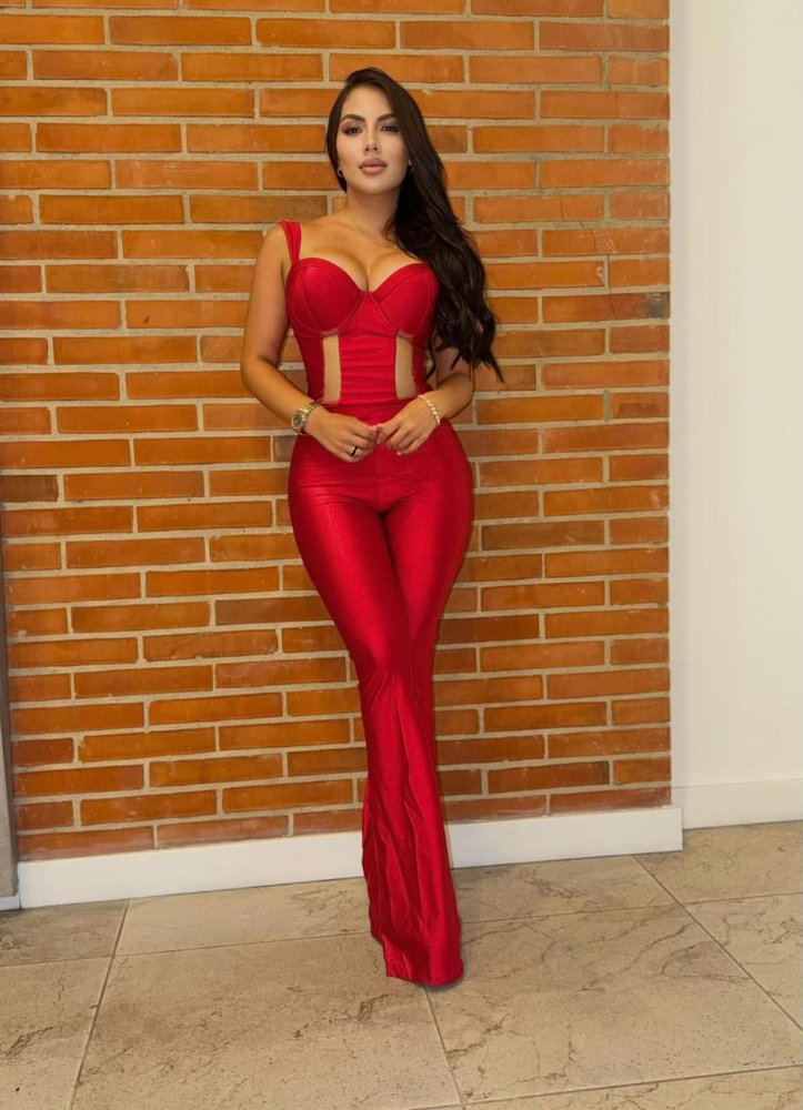 ENTERIZO ROJO Y CAFE