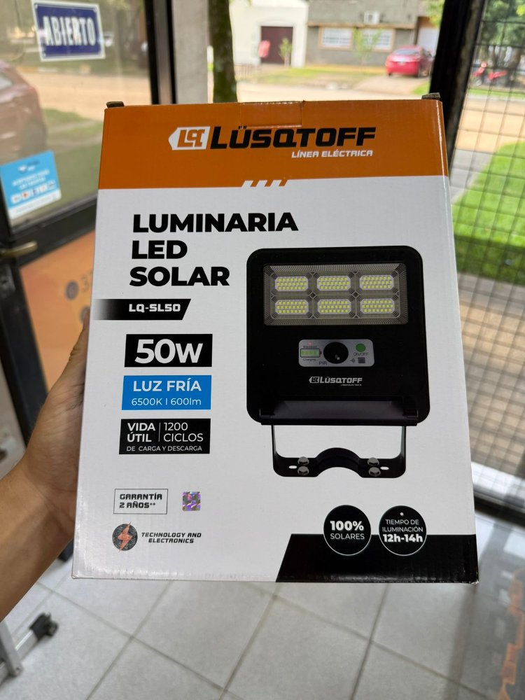 Lusqtoff LUMINARIA LED 50W SOLAR