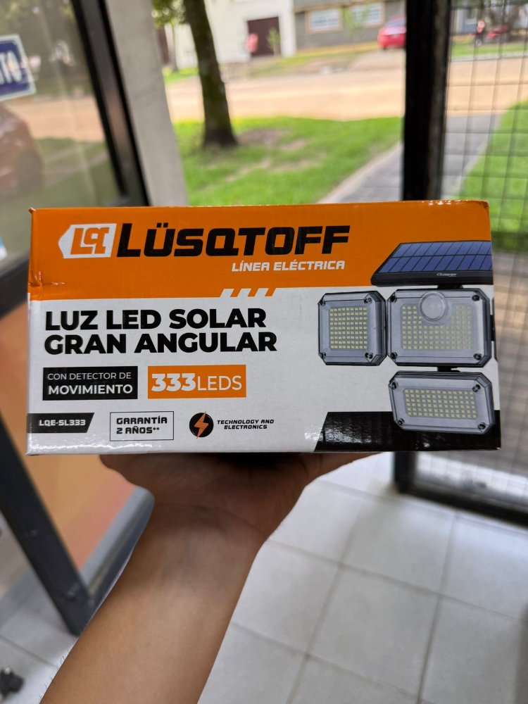 Lusqtoff LUZ LED SOLAR GRAN ANGULAR 333LED