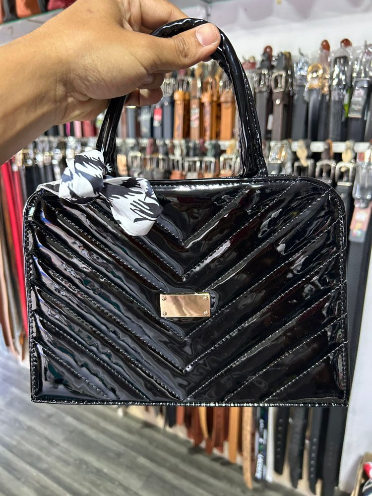 bolso charol