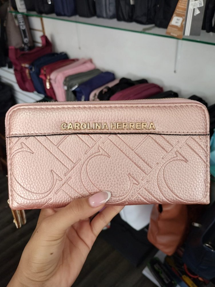 billetera grande carolina herrera