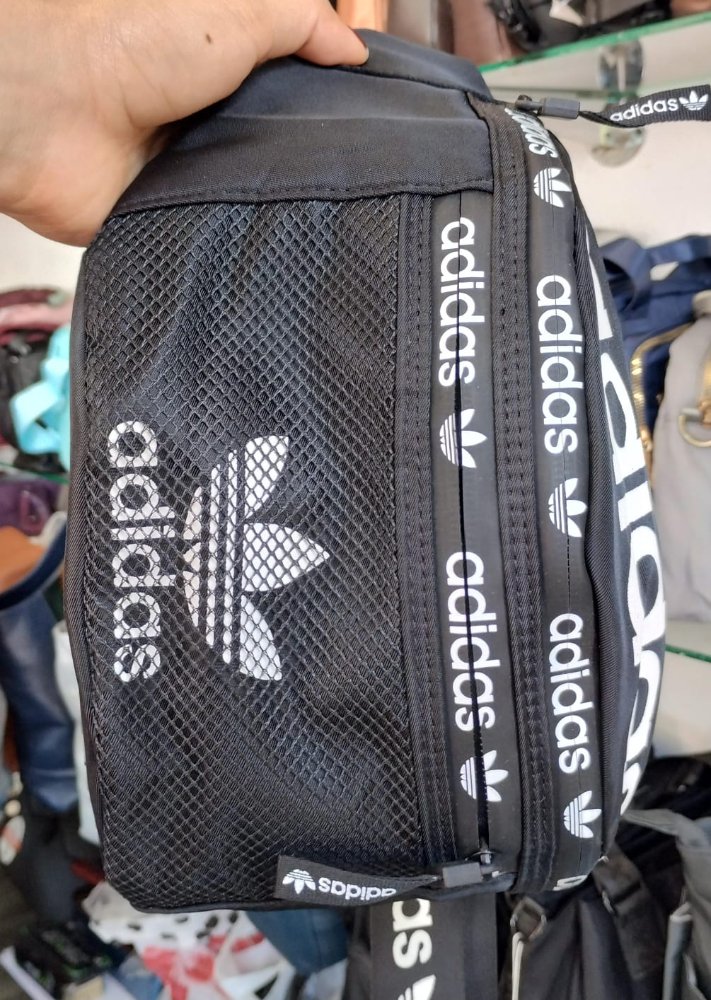 canguro adidas
