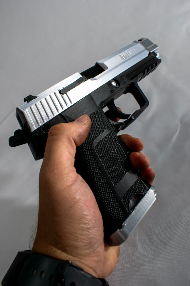 Silver Ghost de Leon S. Kennedy