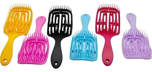 CEPILLO ANTI-FRIZZ VENTILADO DE PLASTICO