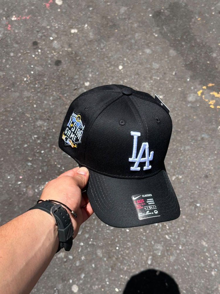 Gorra Nike LA Classics negra