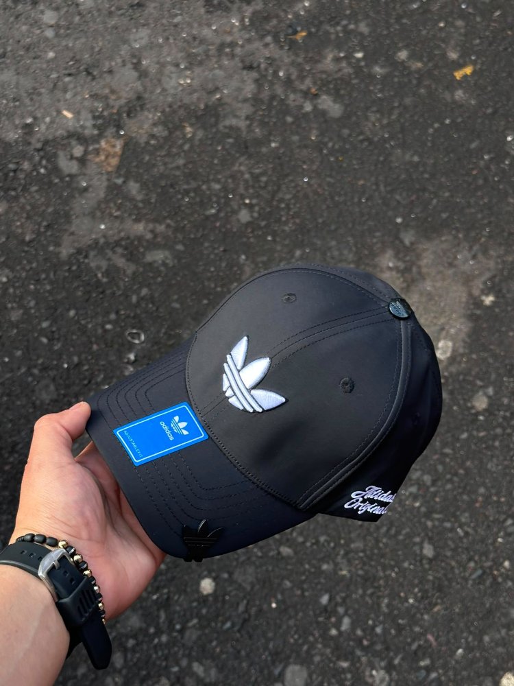 Gorra ADIDAS negra