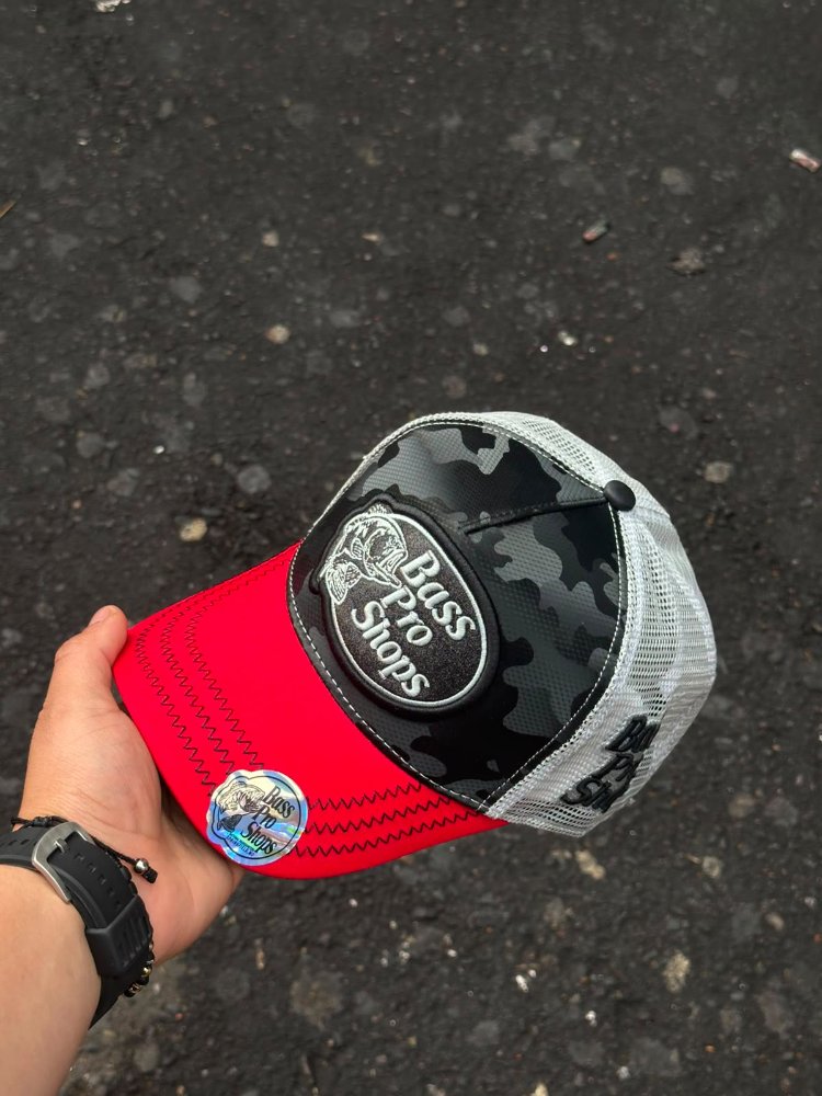 BASS   Pro   Shops 6