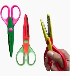 TESOURA PICOTE